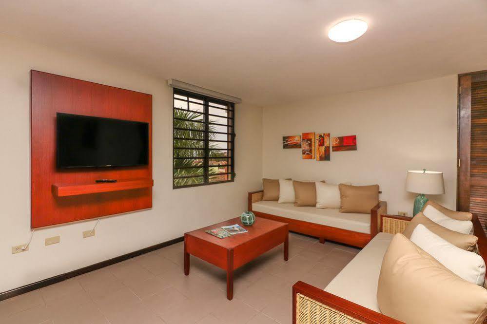 The Plaza Suites Humacao Εξωτερικό φωτογραφία