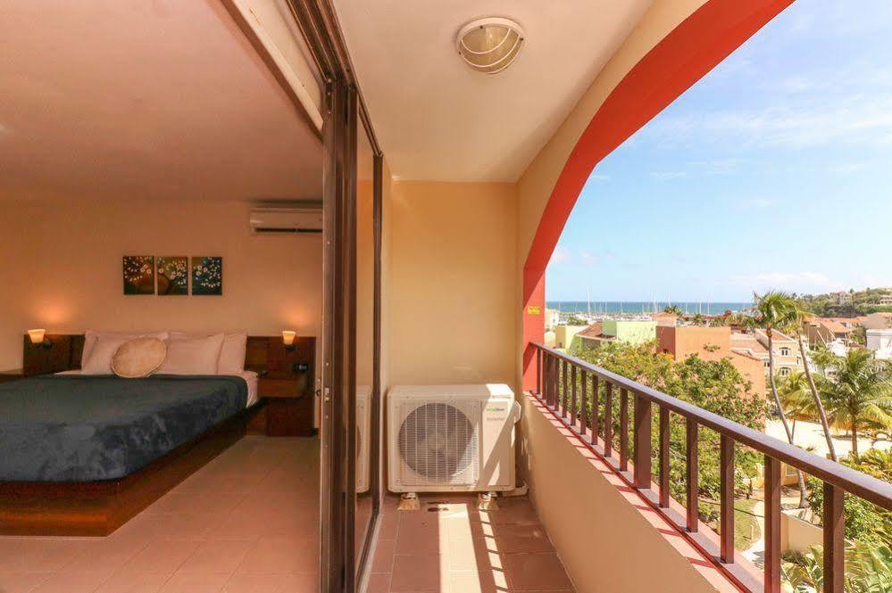 The Plaza Suites Humacao Εξωτερικό φωτογραφία